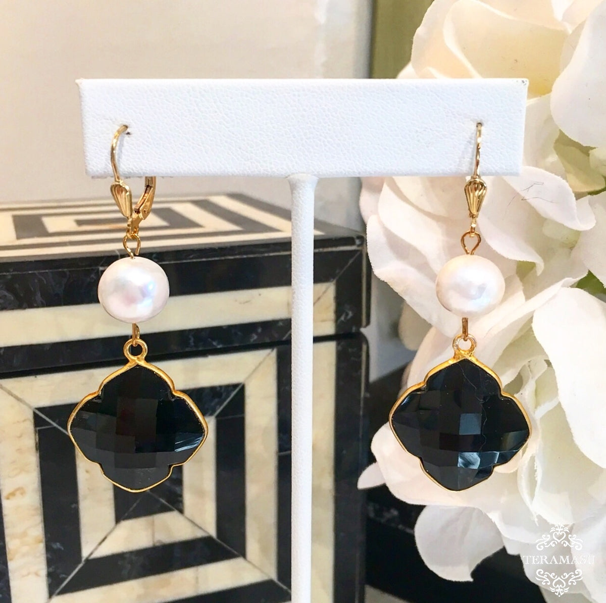 Chic Peek: The Perfect Classic Black and White Statement Earring from Teramasu