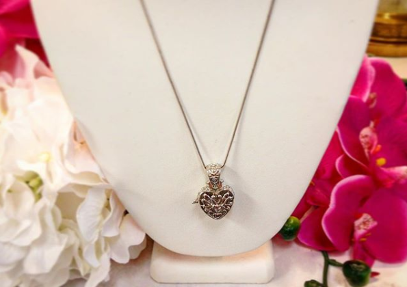 The Perfect Valentine's Day Gift: Teramasu Follow Your Heart Locket