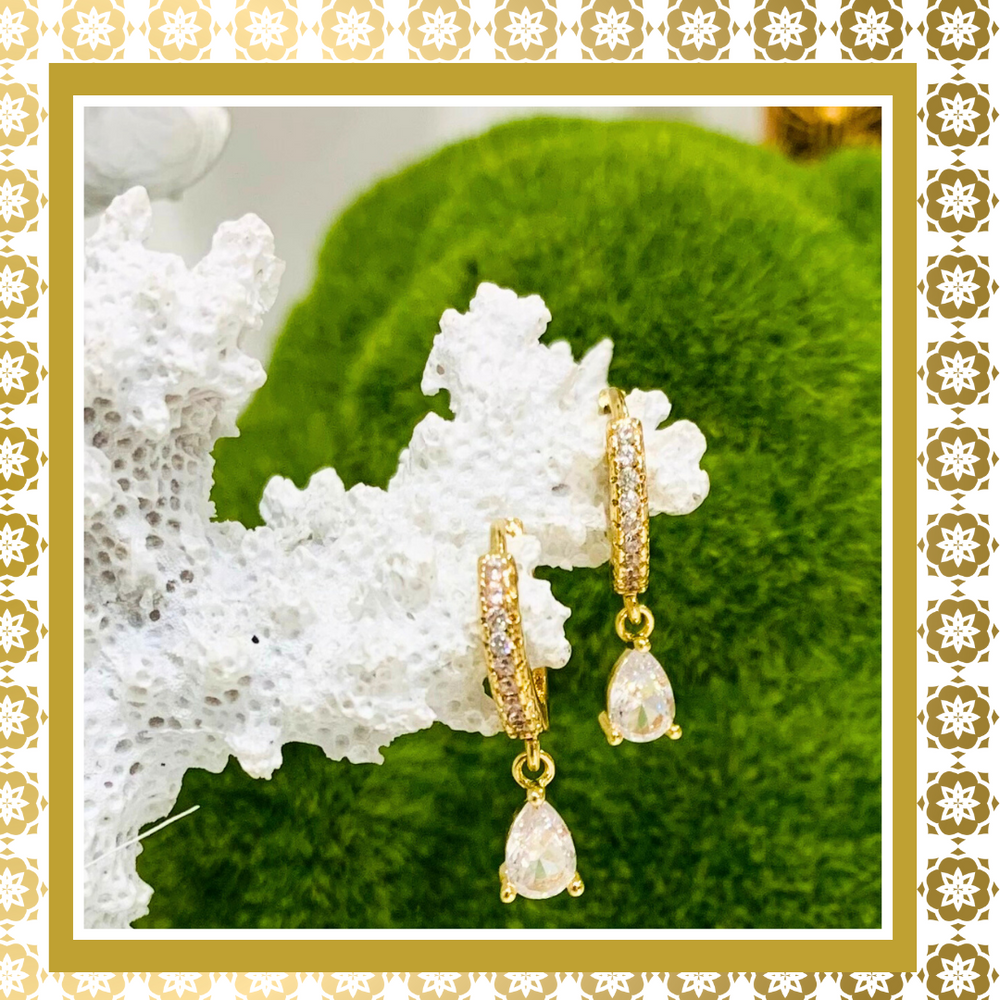 Teramasu CZ Crystal Hoop Gold Plated Gold Drop Earrings