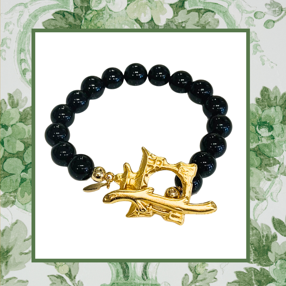 The Pagoda Bracelet in Black Onyx