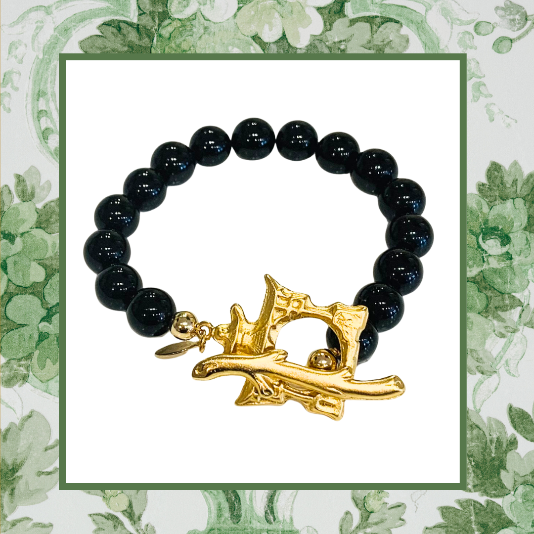 The Pagoda Bracelet in Black Onyx