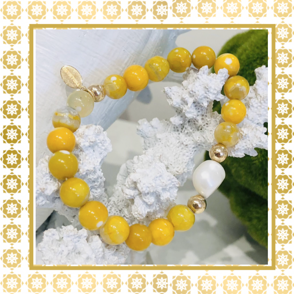 Luxury Baroque Pearl Gratitude Bracelet 14K Gold Filled in Yellow Agate